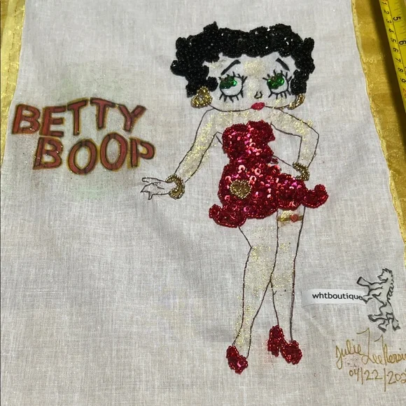 Betty Boop Sequin Art with Red and Yellow Highlights”13 x 17” Unframed fabricart - Picture 5 of 13